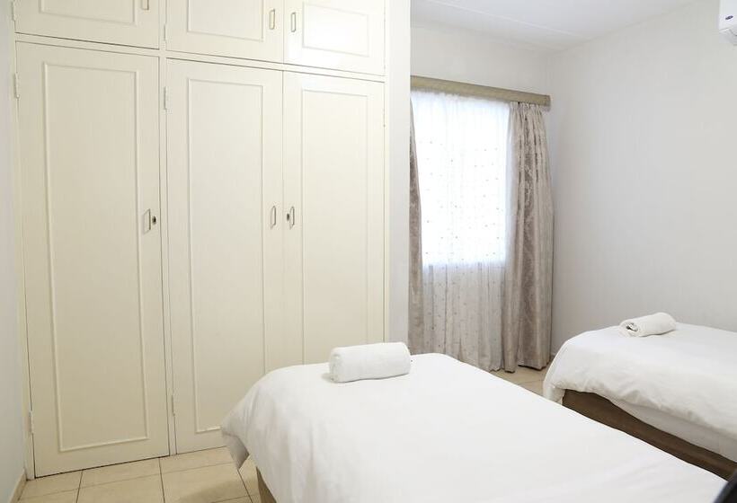 پانسیون Tilla S Guesthouse