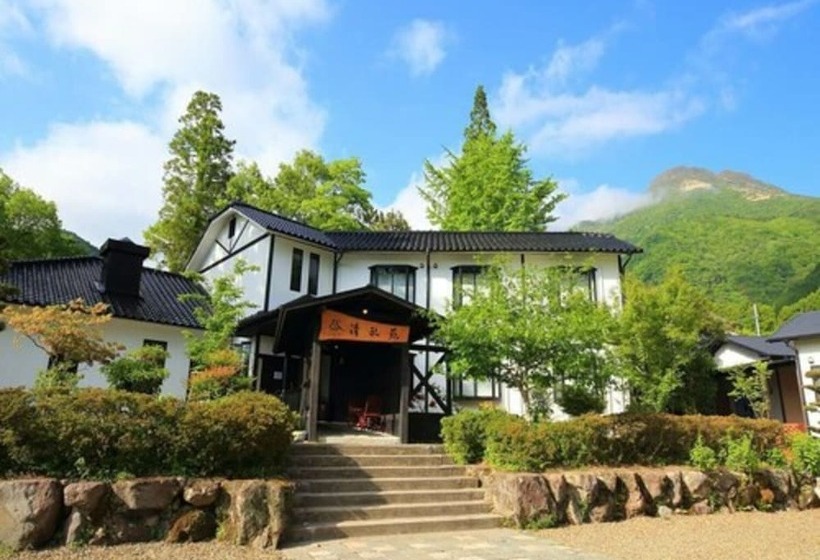 Yufuin Ryokan Seikoen
