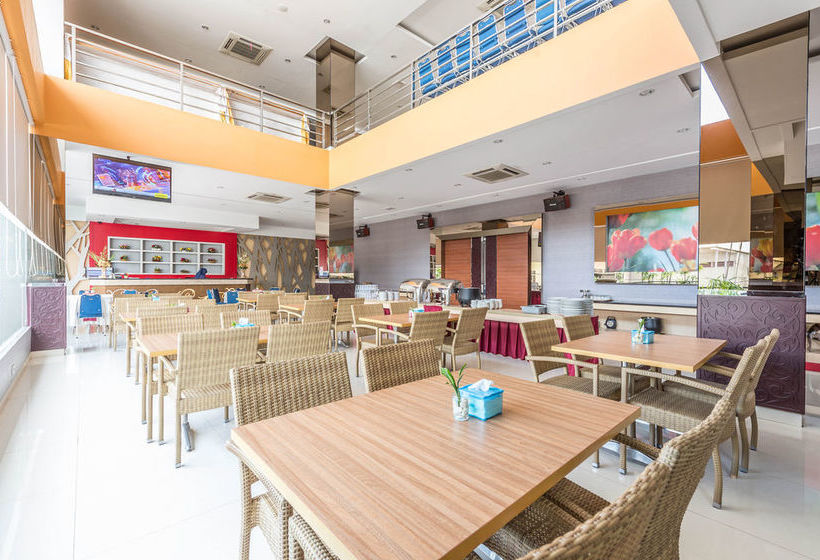 Hotel Airy Tengah Merdeka Barat 428 Pontianak