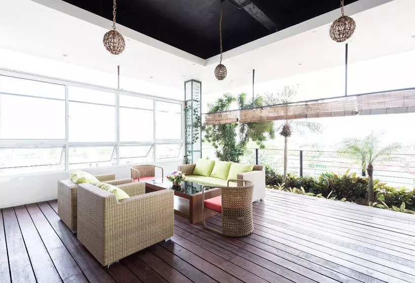 ホテル Airy Tengah Merdeka Barat 428 Pontianak