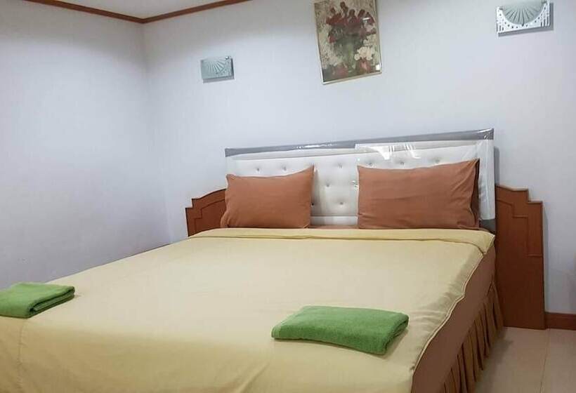 ホテル Cha Am Perfect