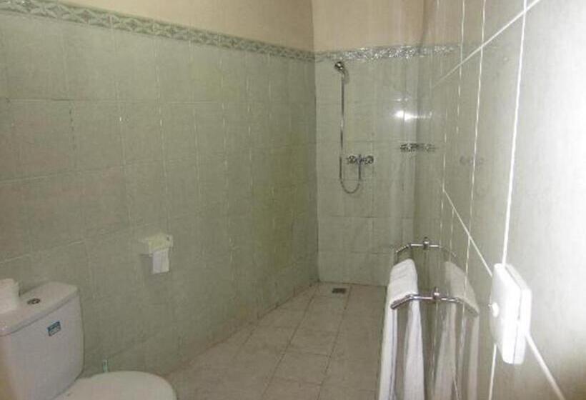 Отель Pondok Bambu Resort 5 Stars Padi Dive Centre