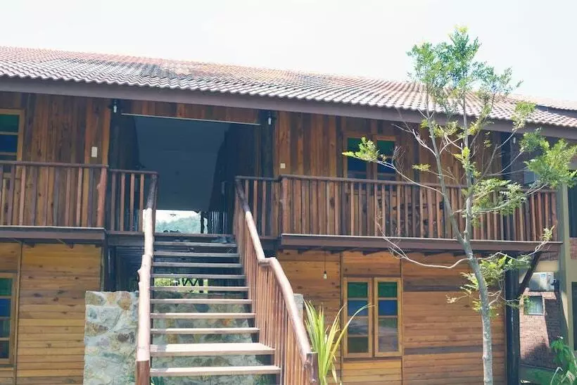 ホテル The Acacia Retreat