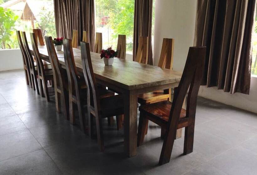 호텔 The Acacia Retreat