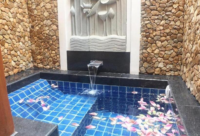 호텔 Try Palace Resort Kep