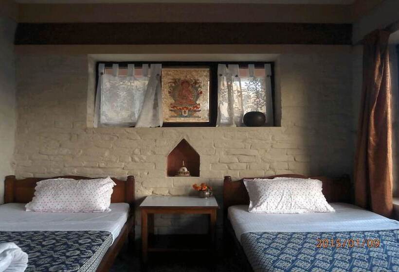هتل Tushita Nepal Yoga Retreat Center