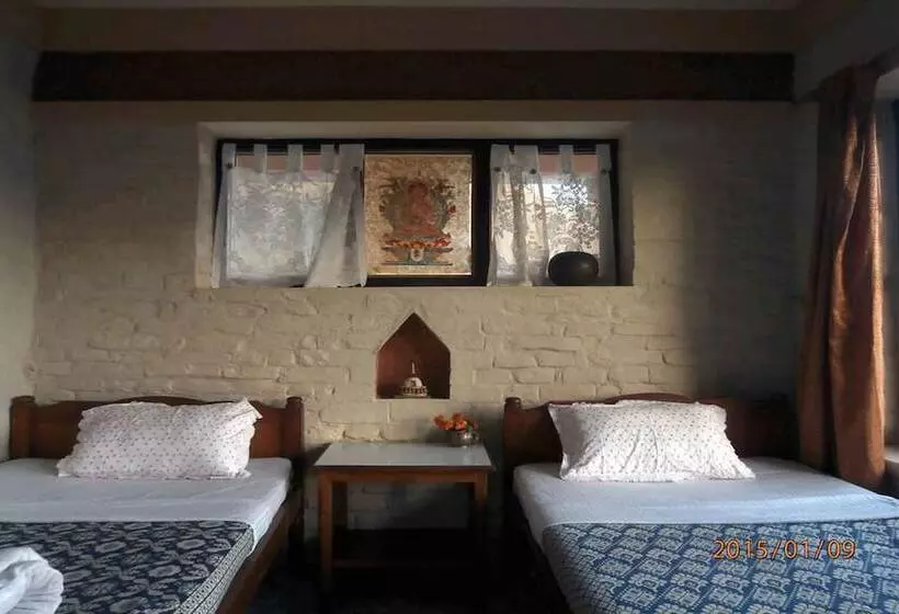 هتل Tushita Nepal Yoga Retreat Center