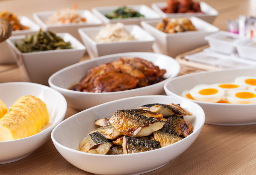 Hotel Y's Cabin Yokohama Kannai