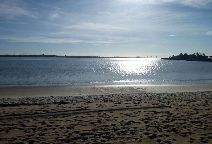 Onça Da Praia Hostel