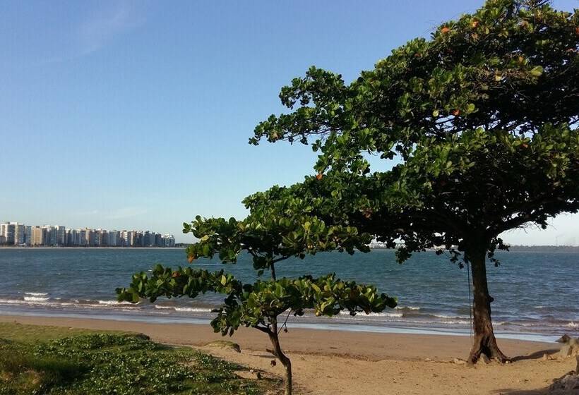 Onça Da Praia Hostel