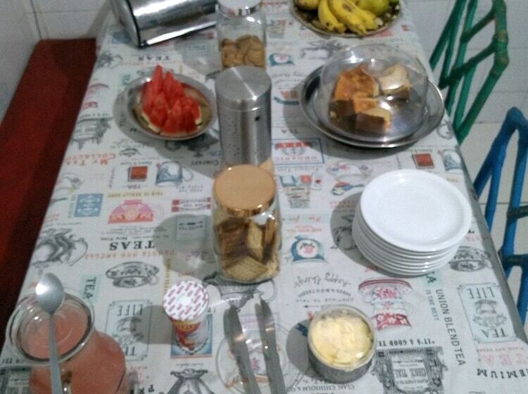 Onça Da Praia Hostel