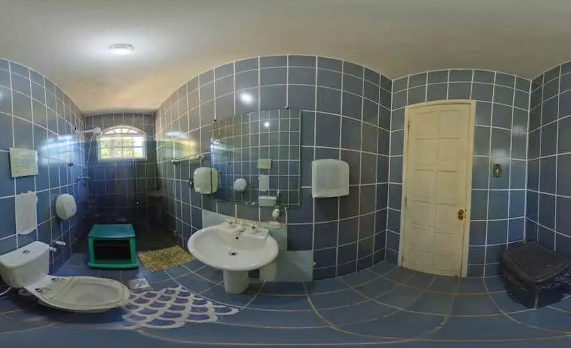 Onça Da Praia Hostel