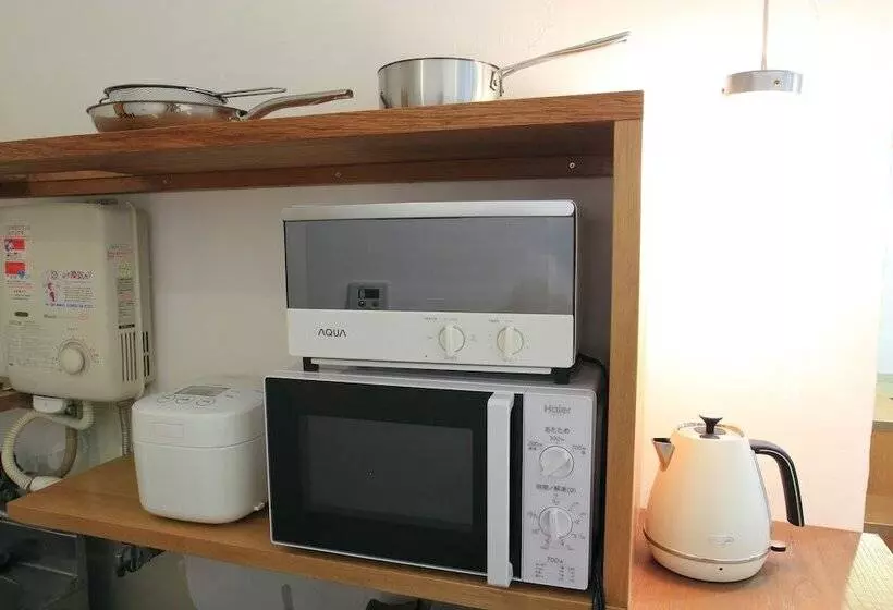 Plumhostel