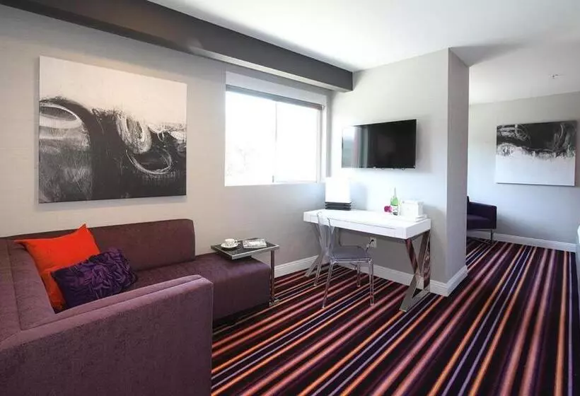 استراحتگاه Lexen Hotel Hollywood