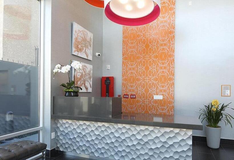 استراحتگاه Lexen Hotel   Hollywood