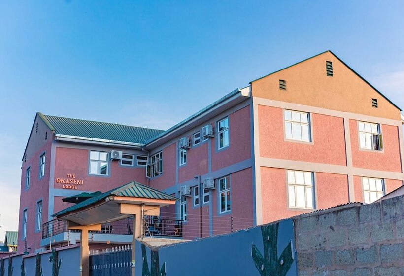 Общежитие The Okaseni Lodge