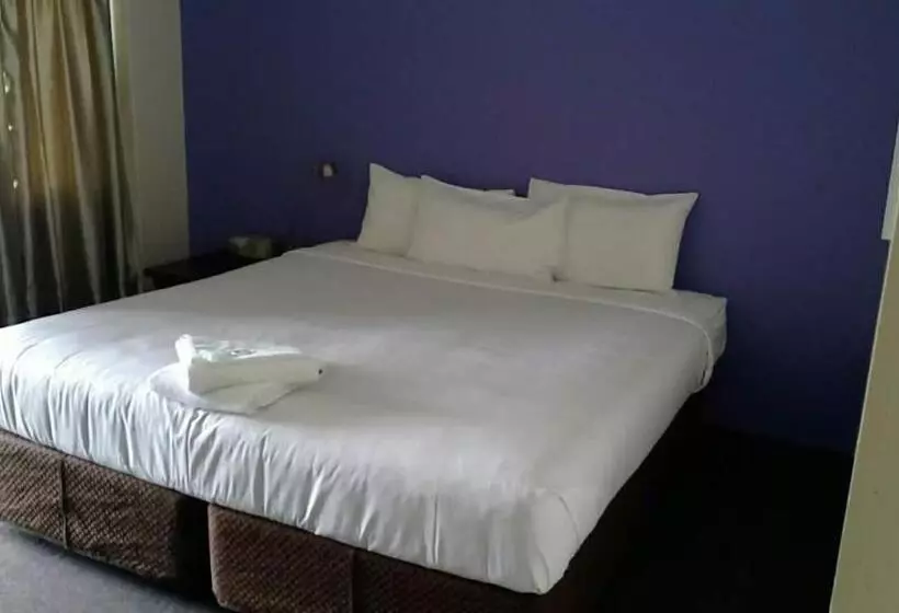 Blue Pacific Motel Swansea