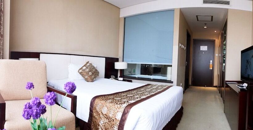 Elegance Hotel Tianjin