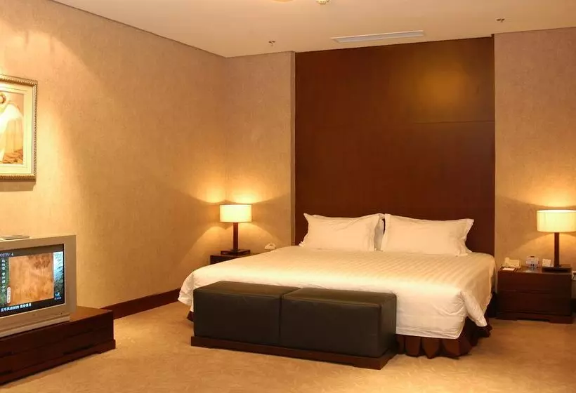 Elegance Hotel Tianjin
