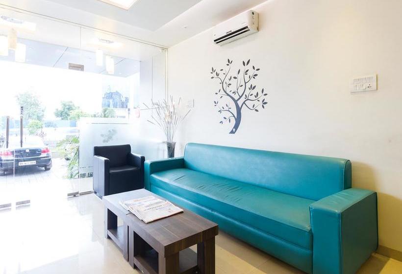 בית מלון כפרי Aarya Regency