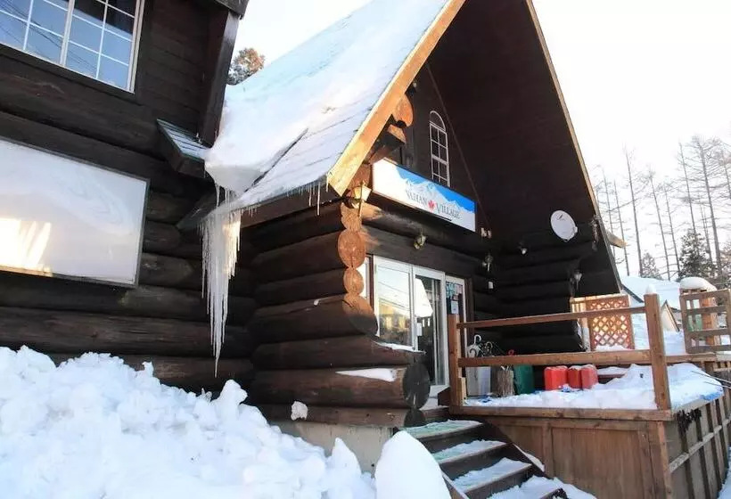 هتل Canadian Village Goryu