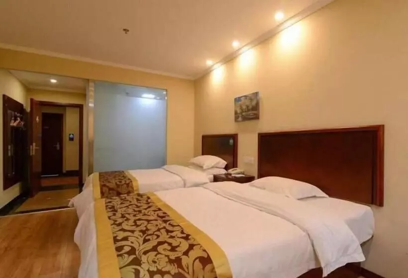 Hotelli Greentree Inn Jiangsu Zhenjiang Dingmao Industrial Park Wode Square Express