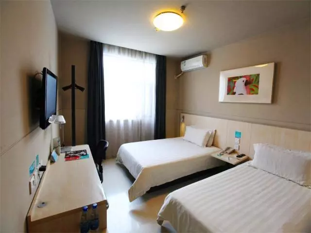 ホテル Jinjiang Inn Tongling Changjiang Middle Road