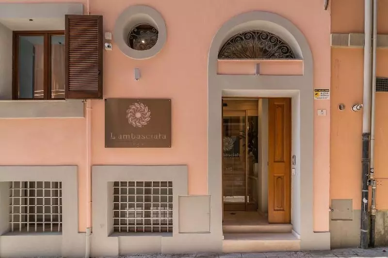 L Ambasciata Hotel De Charme