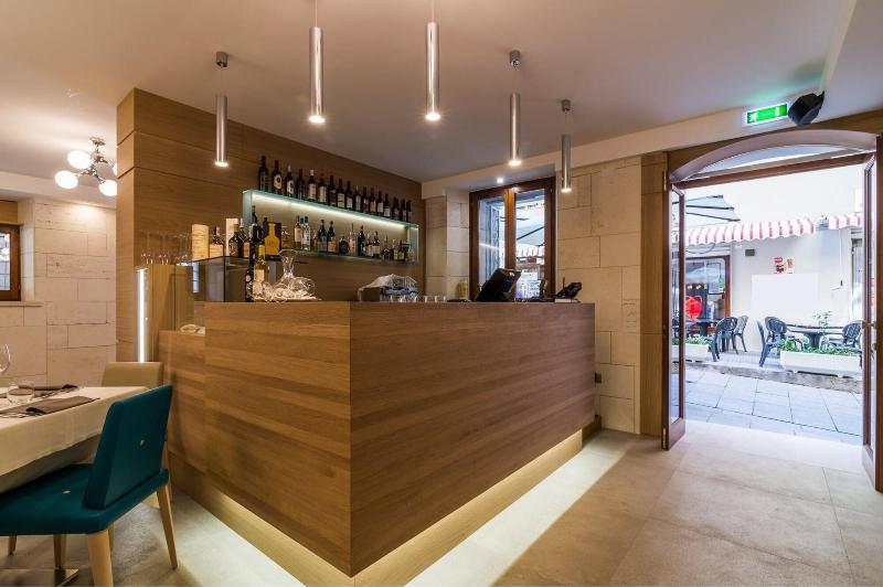 L Ambasciata Hotel De Charme