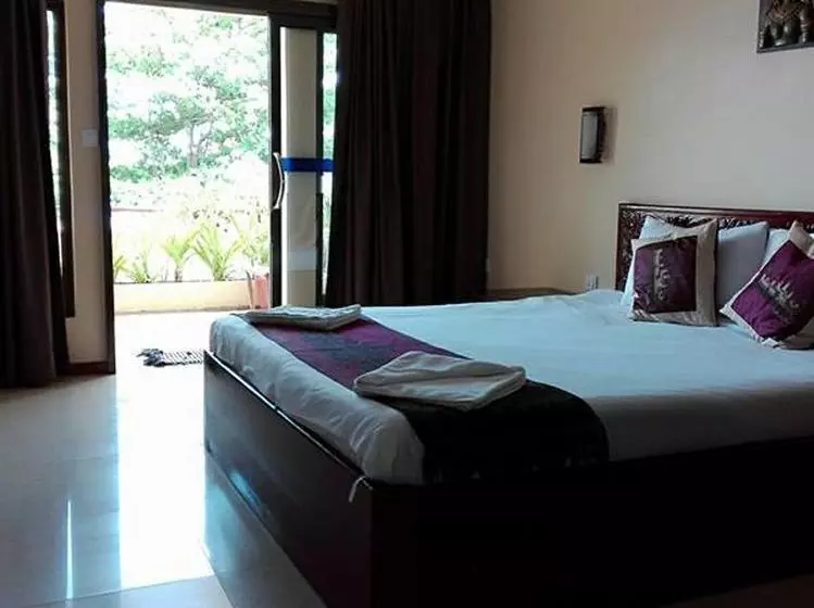 هتل Tranquility Bungalows Bar & Restaurant