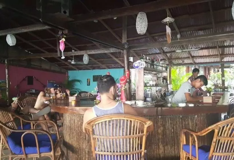 هتل Tranquility Bungalows Bar & Restaurant