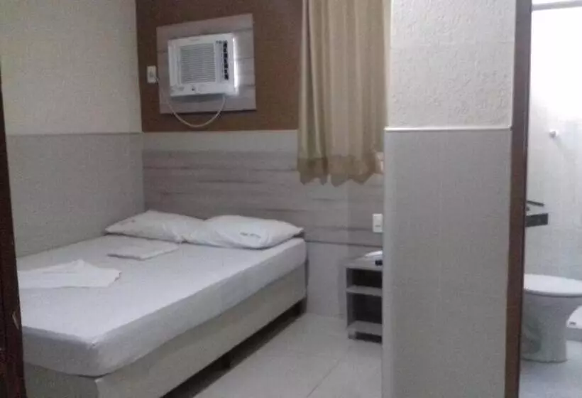 Hotel Uzi Praia