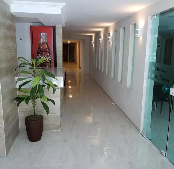 Hotel Uzi Praia