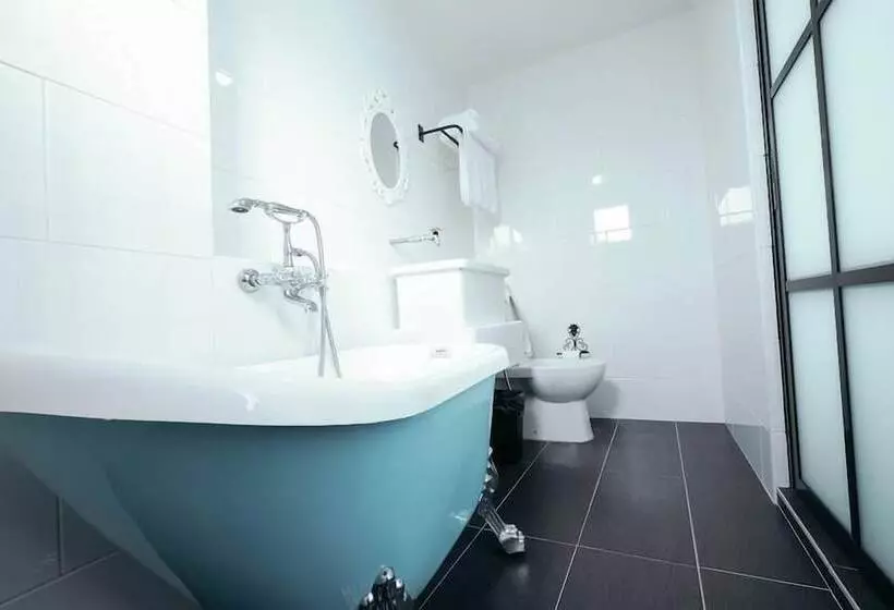 Hotel White Loft