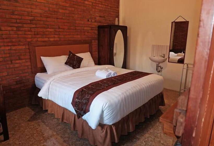 פנסיון Roemah Balewaringin