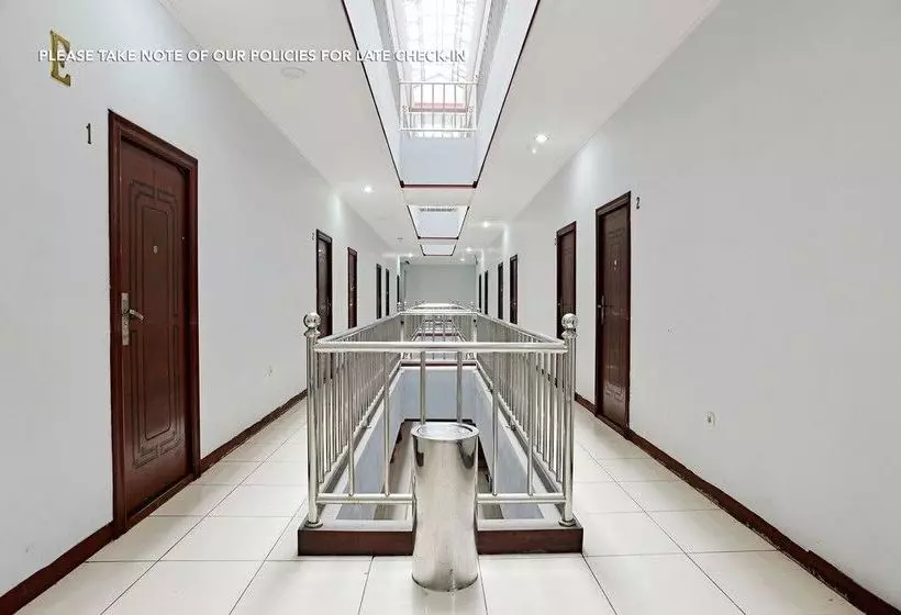 ペンション Zen Rooms Kuningan Tiong