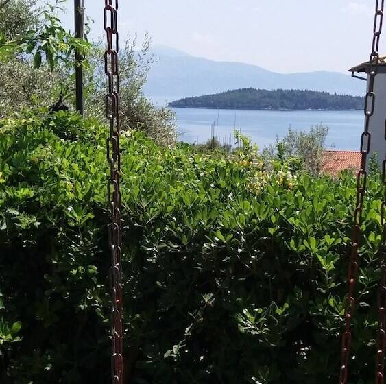 Bella Vista Apartments