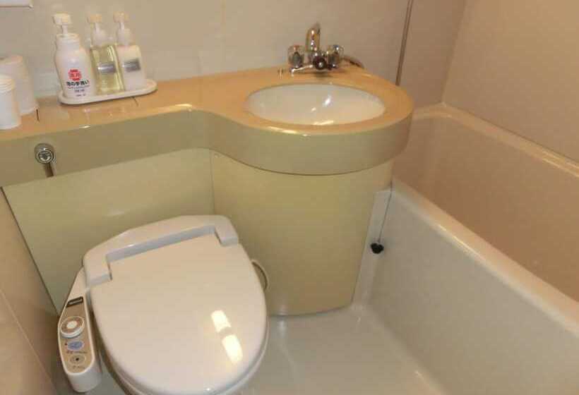 Biz Hotel Shiojiri Ekimae