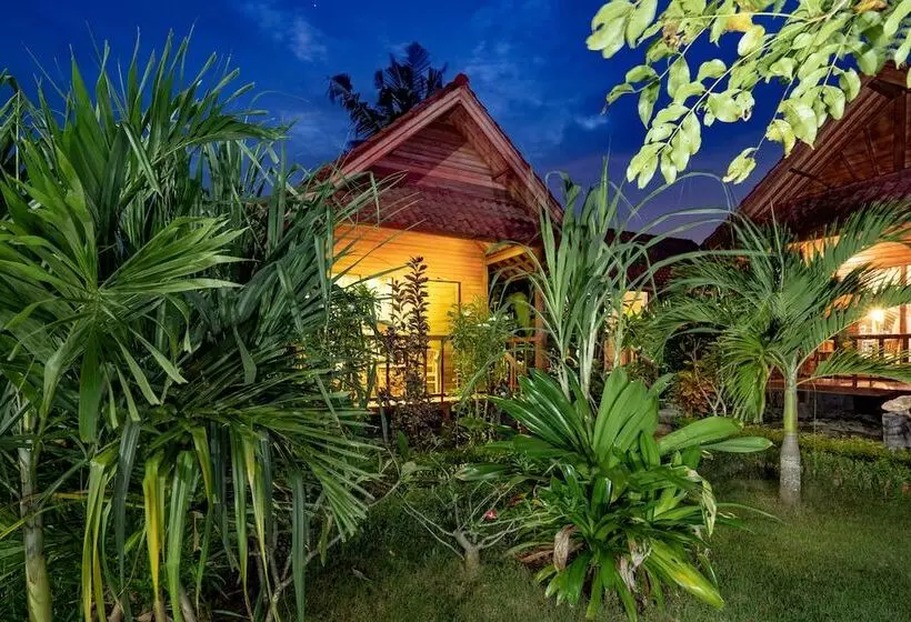 هتل Dream Beach Inn