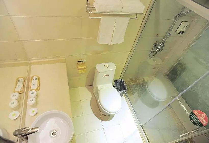 هتل Green Tree Alliance Qianjin Road Jiangnan  Road Metro Station