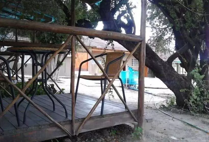 هتل Kesmo Lodge