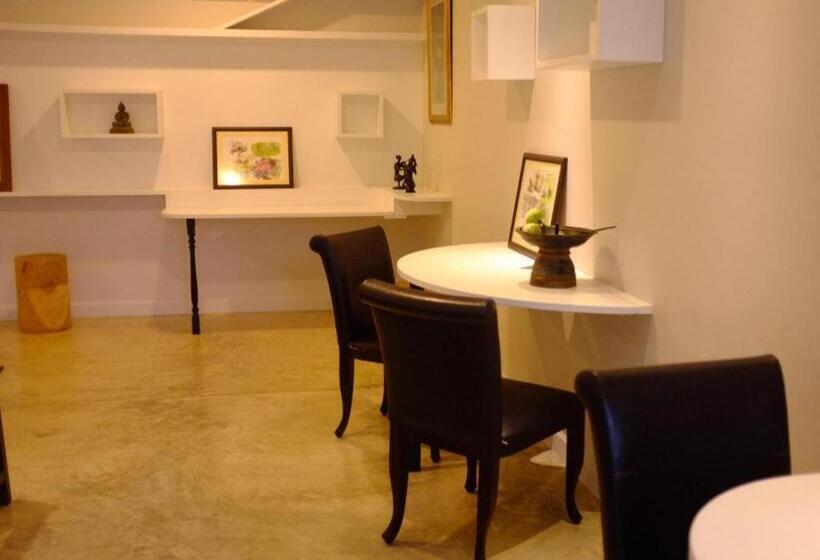 ホテル Silppa Phra Nakhon Si Ayutthaya