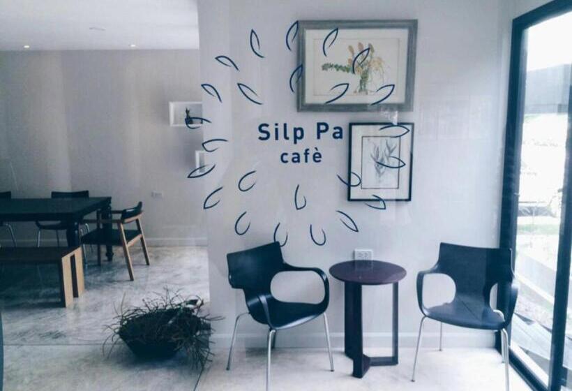 ホテル Silppa Phra Nakhon Si Ayutthaya