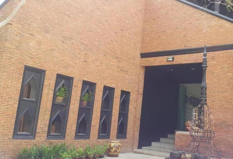 ホテル Silppa Phra Nakhon Si Ayutthaya