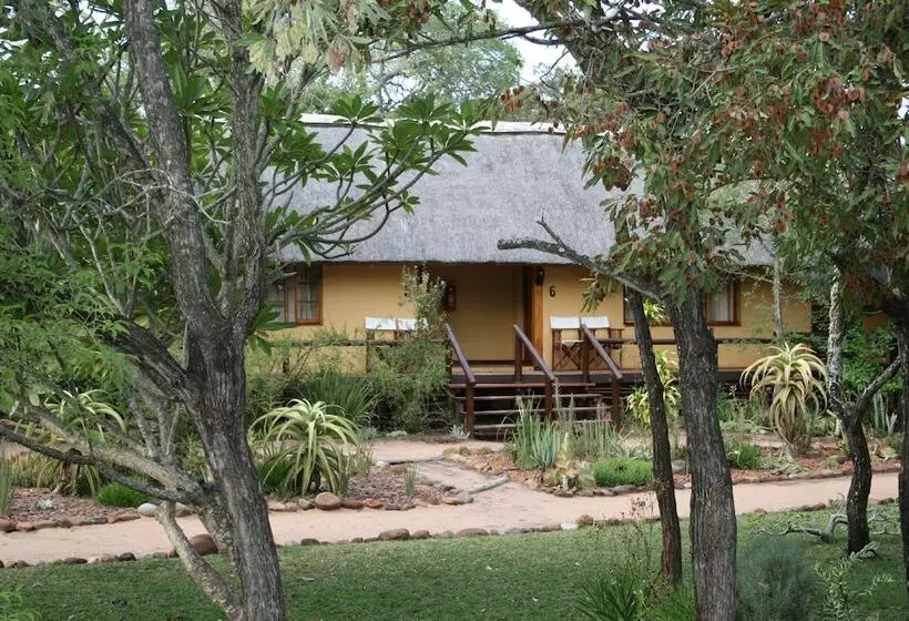 ホテル Thornhill Safari Lodge