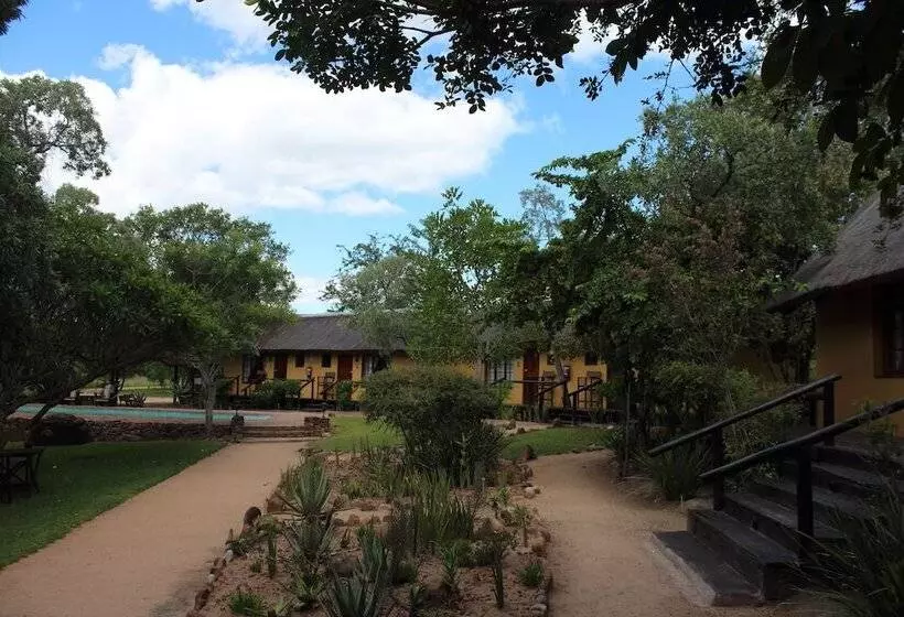 ホテル Thornhill Safari Lodge