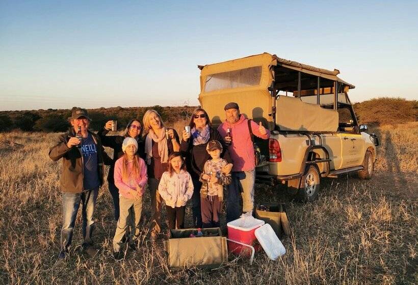 בית מלון כפרי Thornhill Safari Lodge