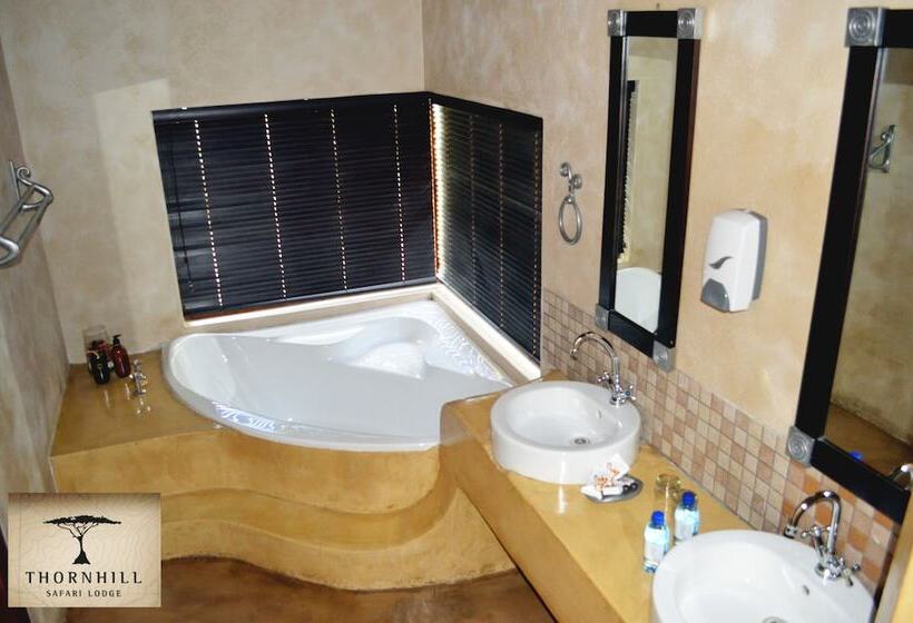 בית מלון כפרי Thornhill Safari Lodge