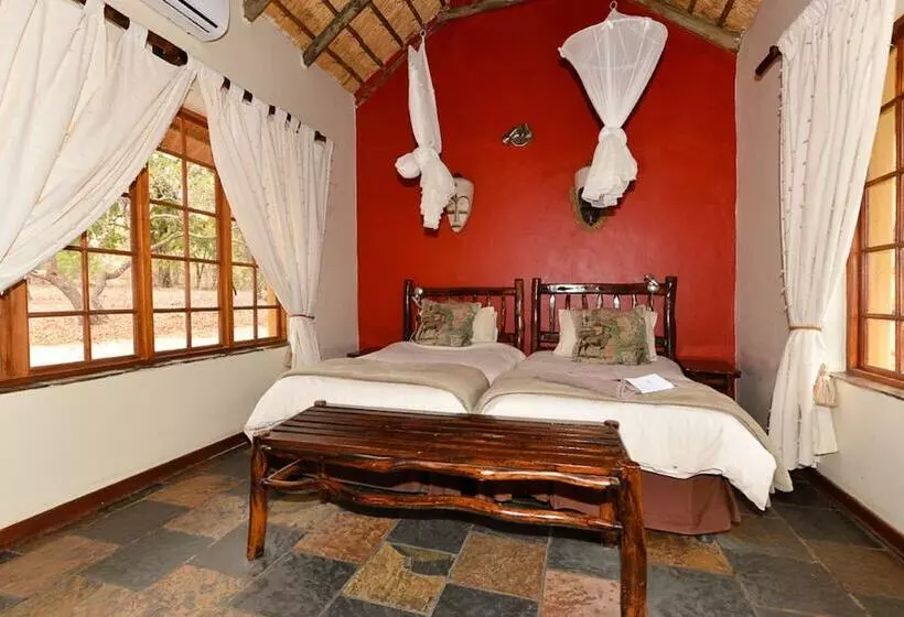 ホテル Thornhill Safari Lodge
