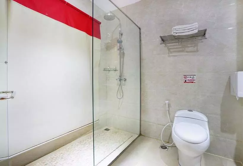 ホテル Zen Rooms Near Bcs Mall Penuin